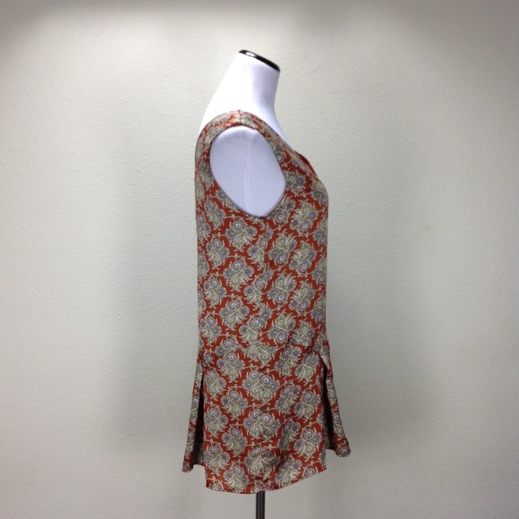 Love & Love Orange V-neck  Sleeveless Romper - Picture 4 of 6